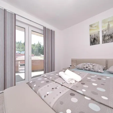 Appartamento -grosses Familienapartmentluma Dobropoljana