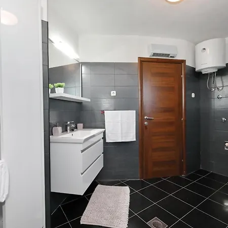 Appartamento -grosses Familienapartmentluma